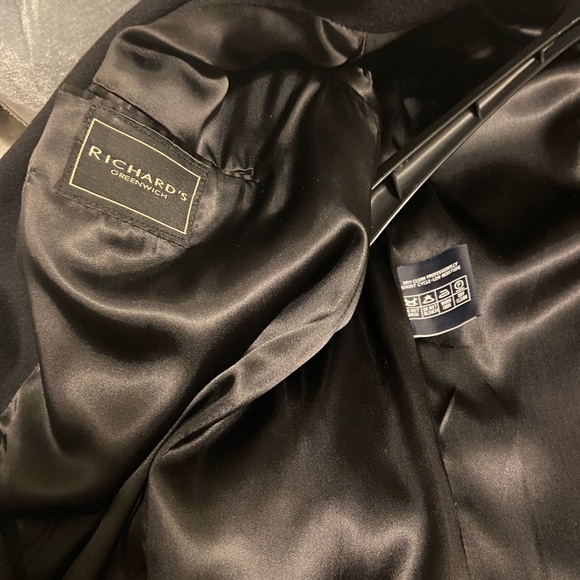 Authentic Burberrys 💯 Wool Coat from Richards of Greenwich - Picture 5 of 6